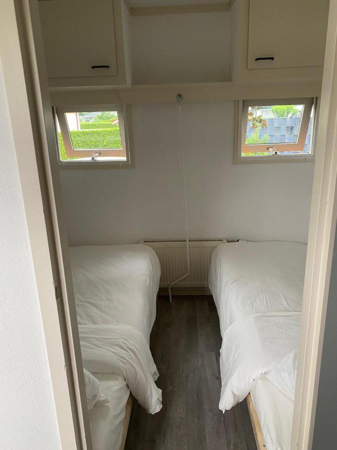De Vlinder Luxe Chalet Op De Tien Heugten 슌로 외부 사진